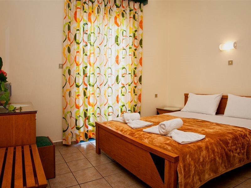 Nicolas Hotel Jeorjoúpoli Eksteriør bilde