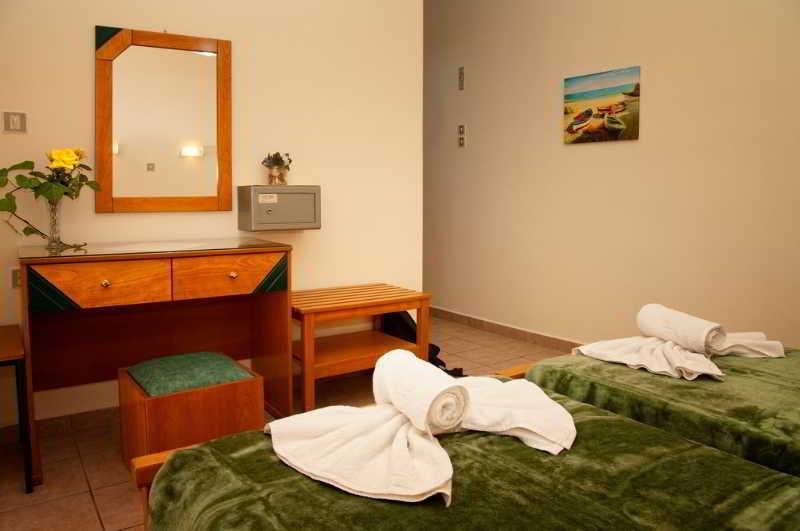 Nicolas Hotel Jeorjoúpoli Eksteriør bilde