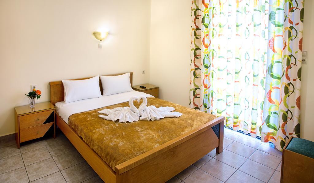 Nicolas Hotel Jeorjoúpoli Eksteriør bilde